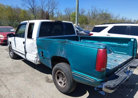 1997 GMC Sierra 1500 Sl Wideside from USA, damaged, VIN 2GTEC19R8V1523024